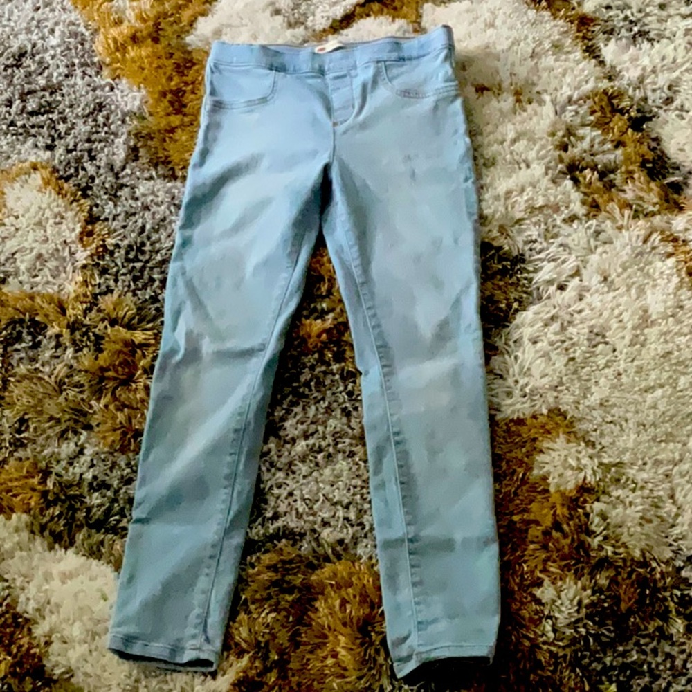 Kids light blue Levi’s jeans